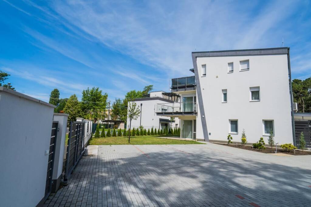 Gemini Apartments II Siófok Eksteriør billede